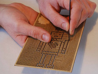 machete laser detaliu 1